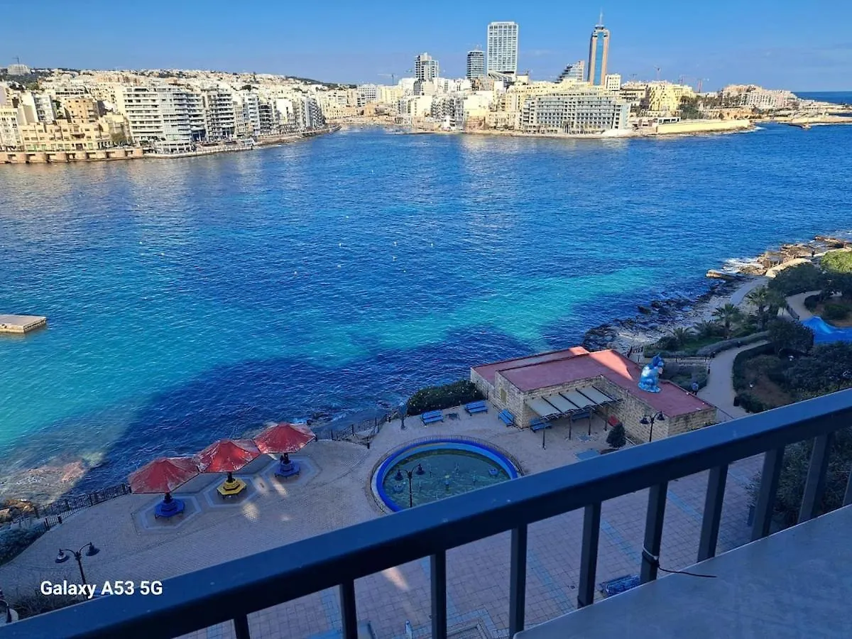 Apartment Waterfront Panorama Massive Three Bedrooms Flat Sliema
