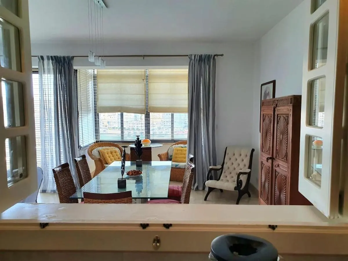 Waterfront Panorama Massive Three Bedrooms Flat Sliema 0*,  Malta